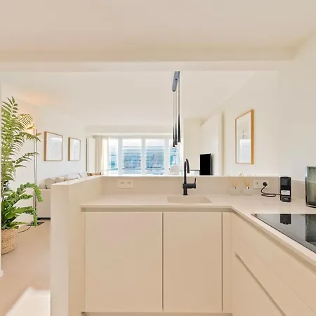 18 - Luxury Perfectly Situated Kustlaan Le Zoute *