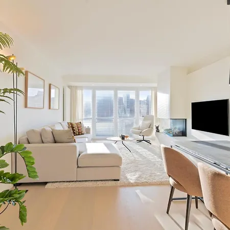 18 - Luxury Perfectly Situated Kustlaan Le Zoute Apartment *
