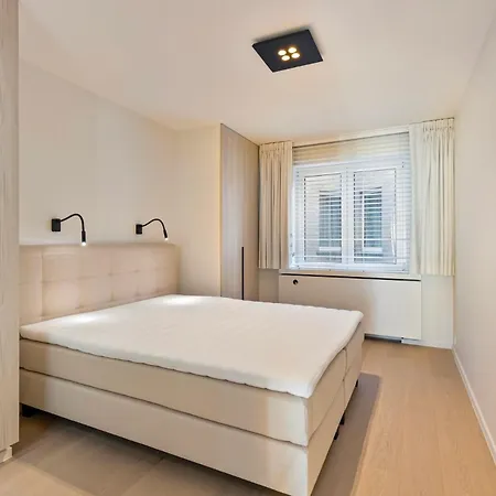 18 - Luxury Perfectly Situated Kustlaan Le Zoute *